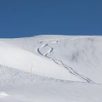 Ski oder Snowboard: Was ist schwerer?