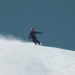 Schwere von Snowboard und Ski vergleichen